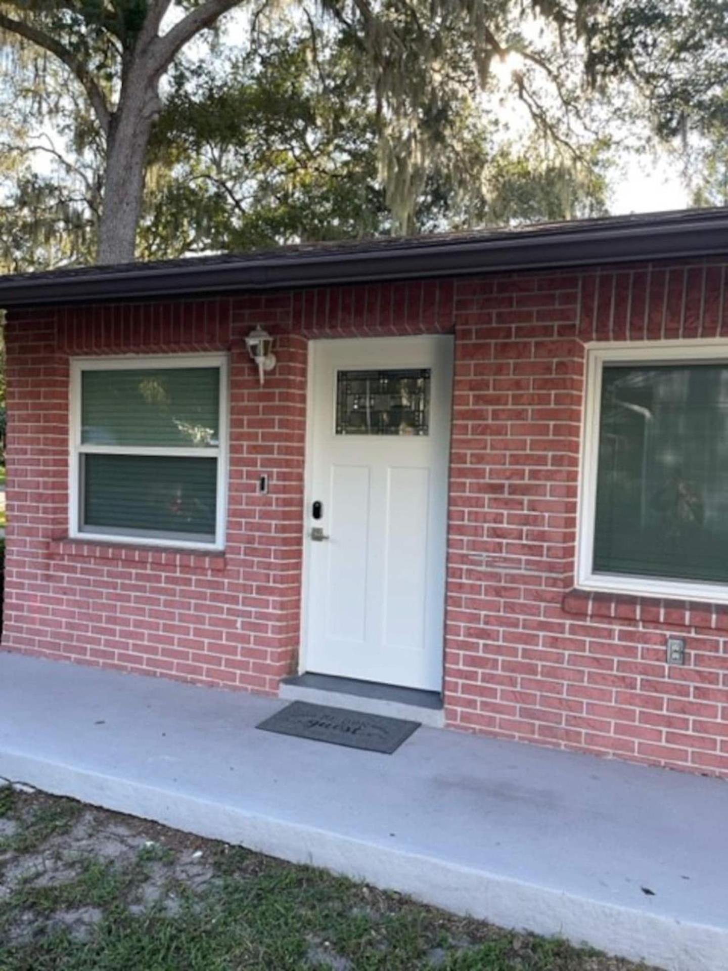 Walk Everywhere! 1-Bedroom Gem In Downtown Hub New Port Richey Exteriör bild