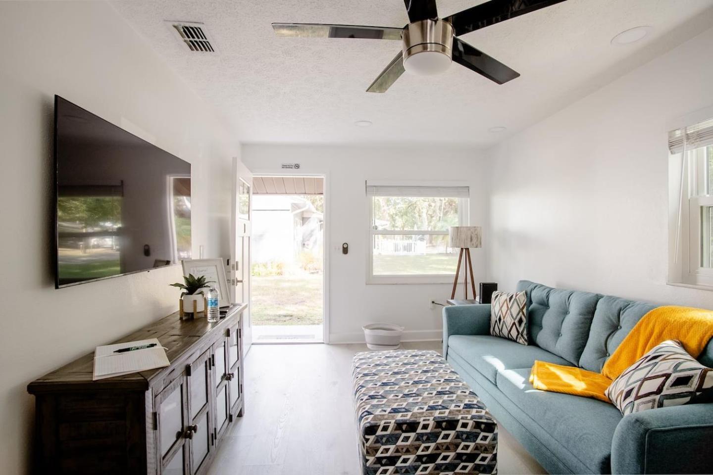 Walk Everywhere! 1-Bedroom Gem In Downtown Hub New Port Richey Exteriör bild