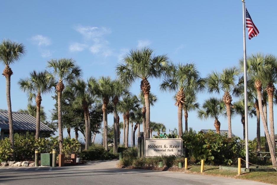 Walk Everywhere! 1-Bedroom Gem In Downtown Hub New Port Richey Exteriör bild